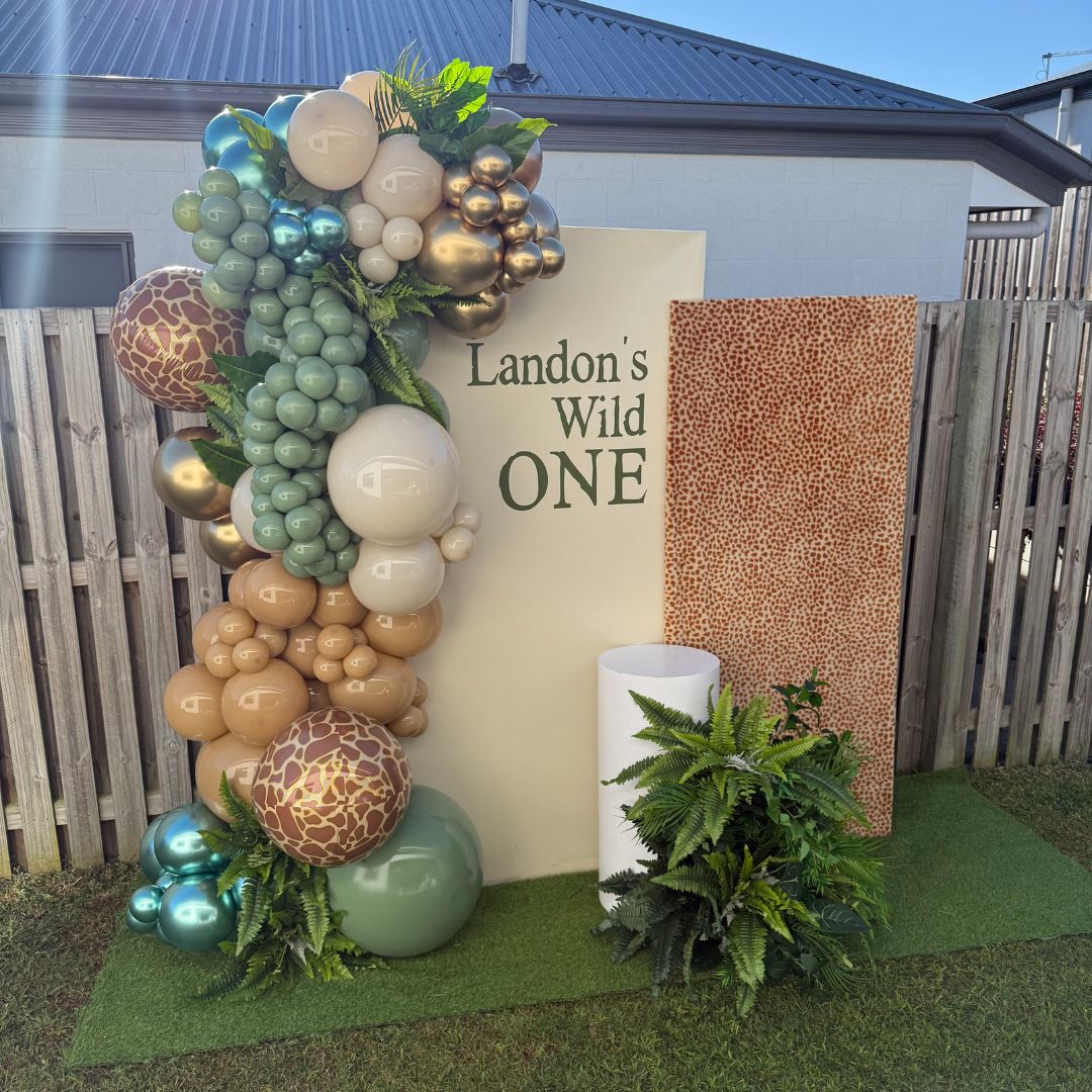 Signature Duo Backdrop Package