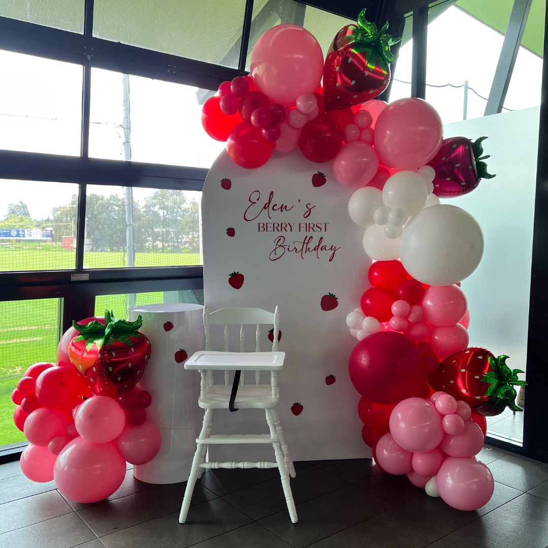 Signature Arch Backdrop Package