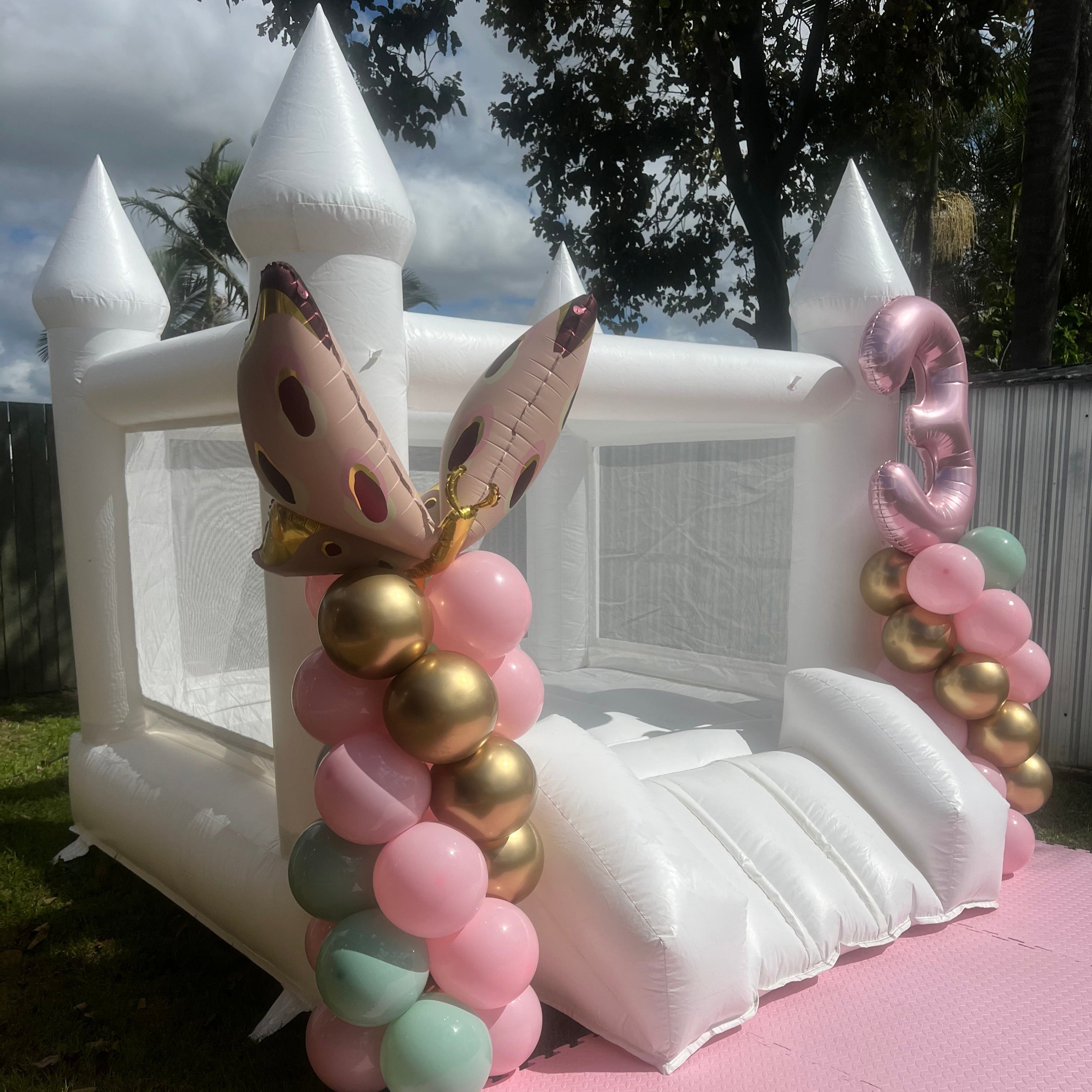 Jnr White Jumping Castle - 2.5 x 3m