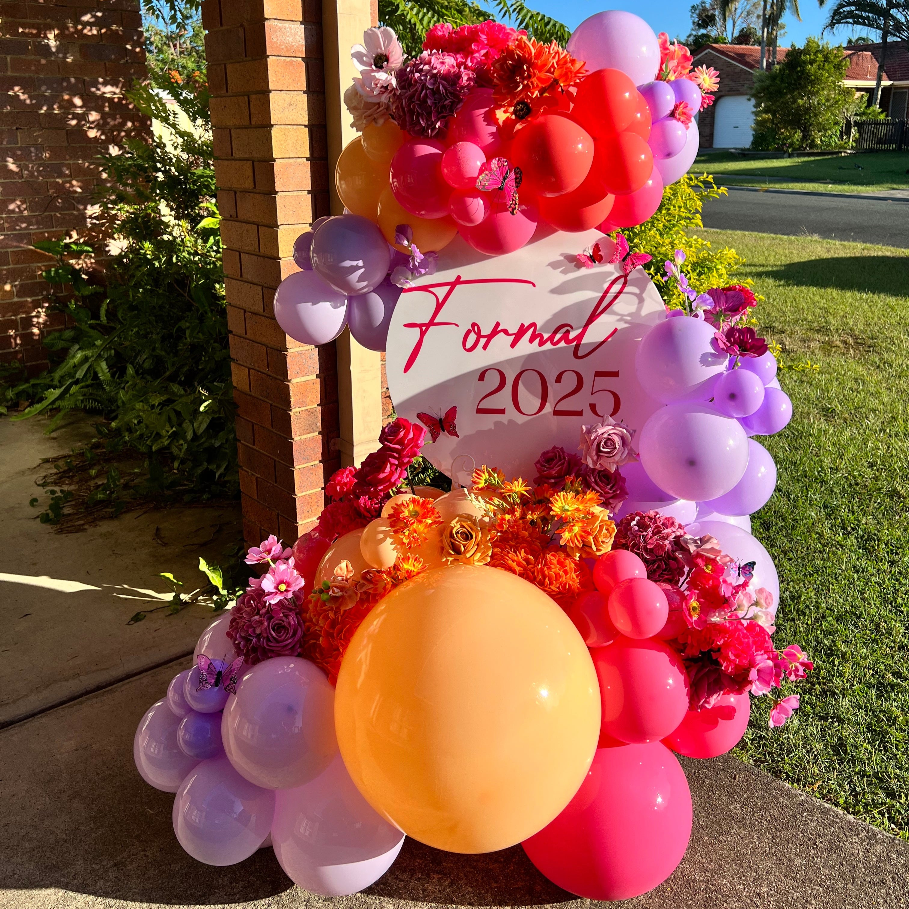 Disc & Decal Easel Package