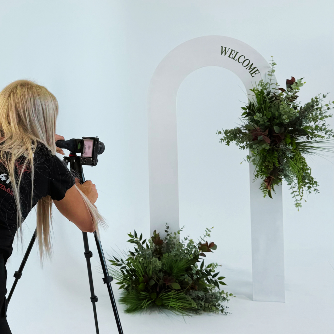 Open Arch Floral Backdrop Package