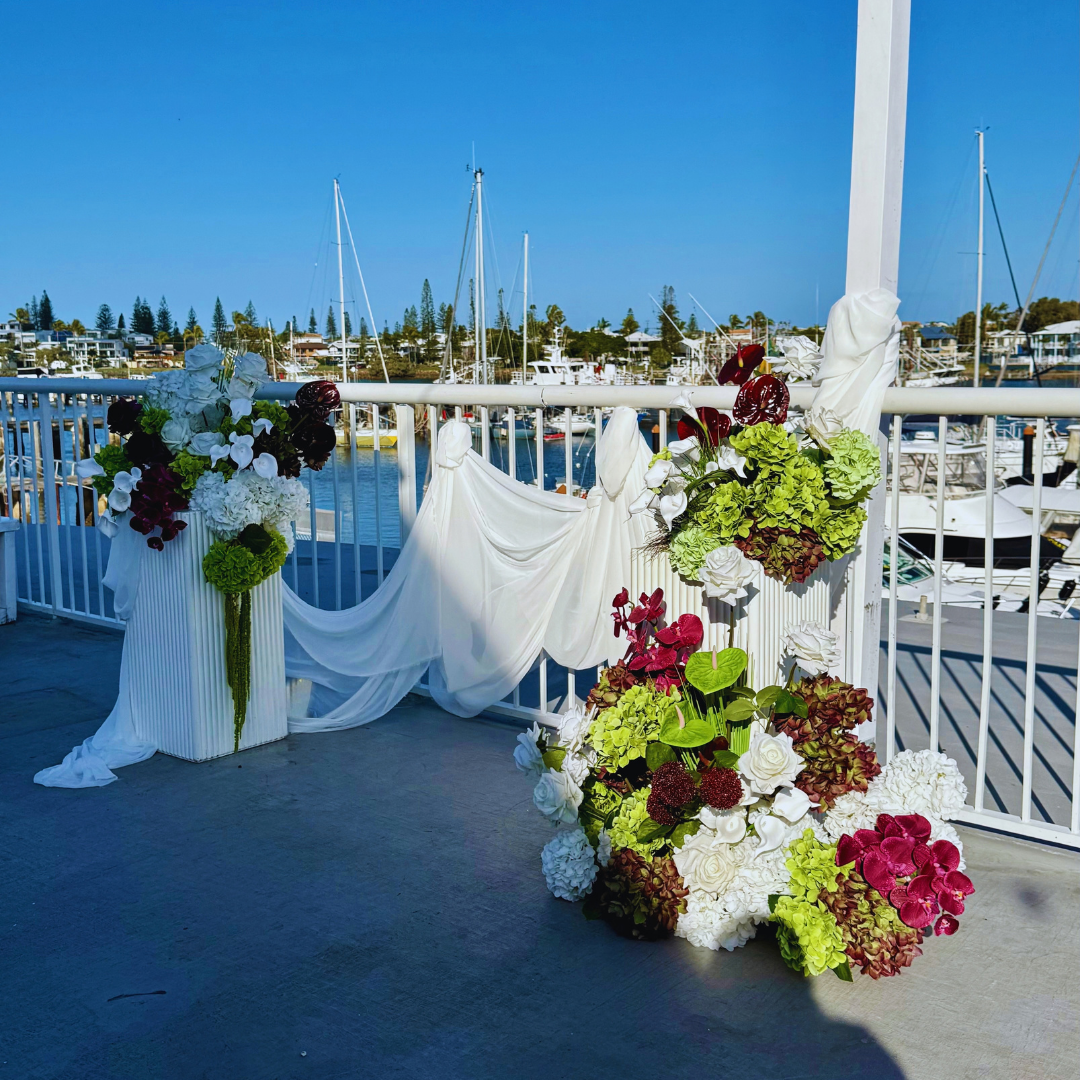 Statement Ceremony Plinth & Floral Package