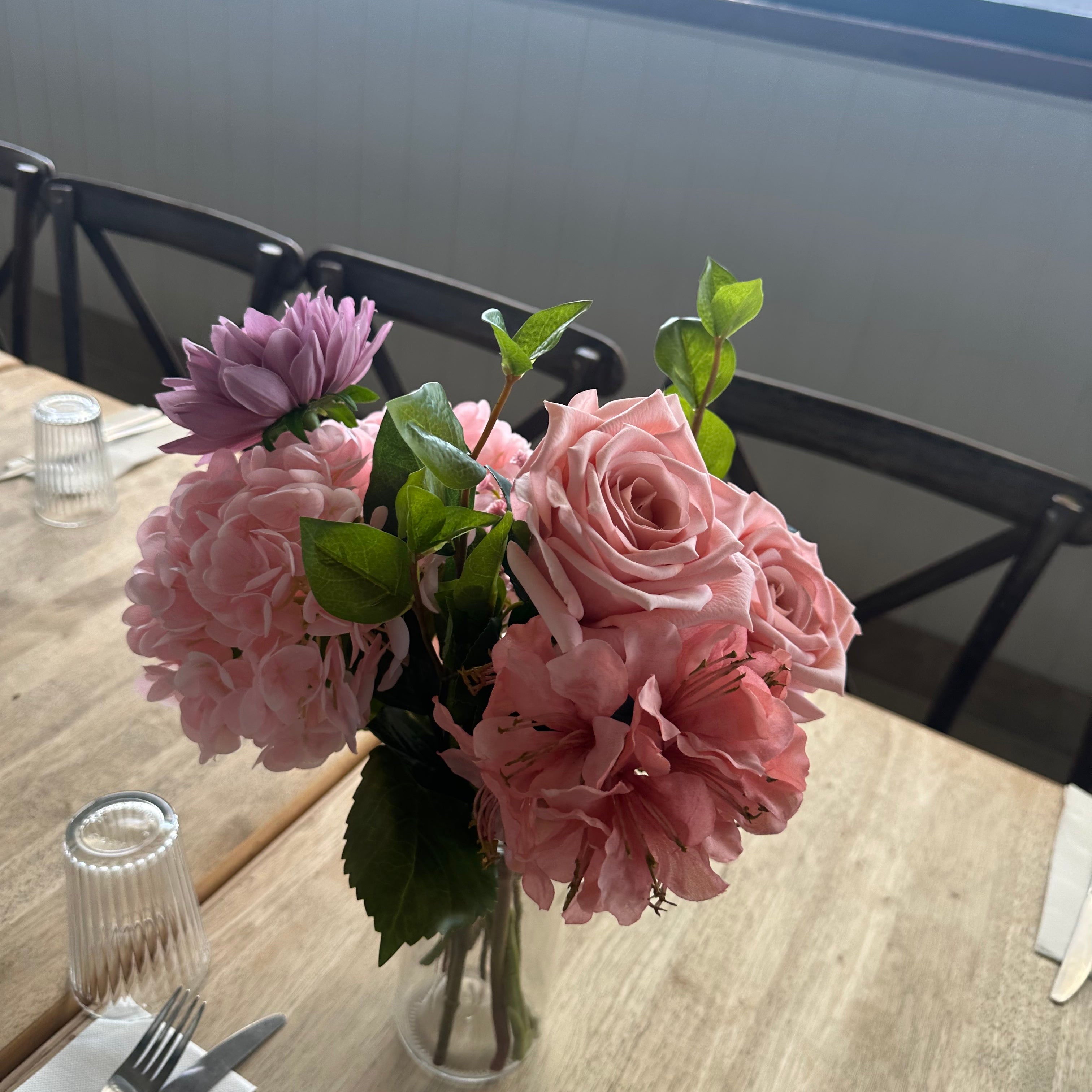 Custom Floral Arrangement - Small Vase Arrangement