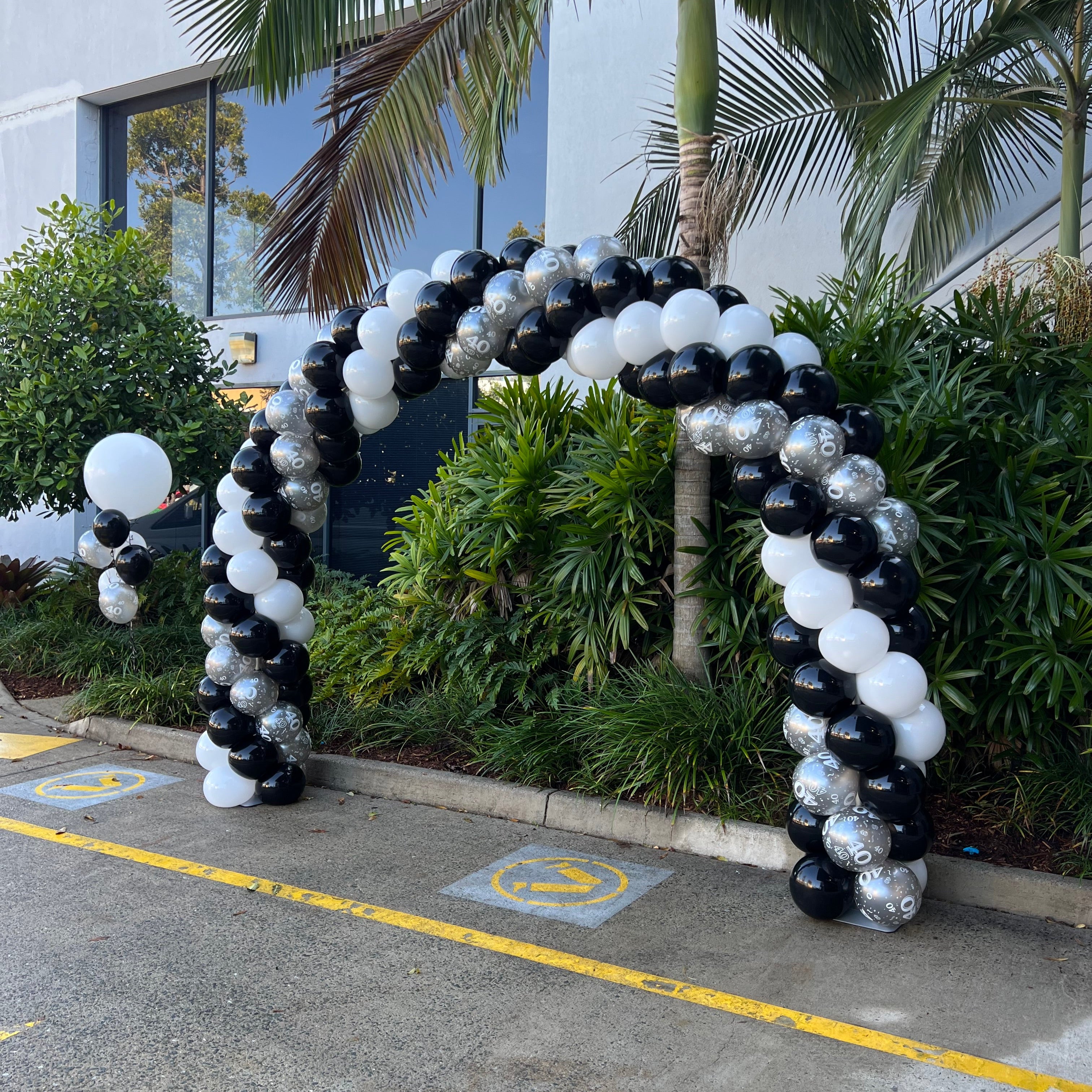 10ft x 8ft Outdoor Heavy Duty Arch Frame